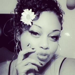 Meet your Posher, Feather